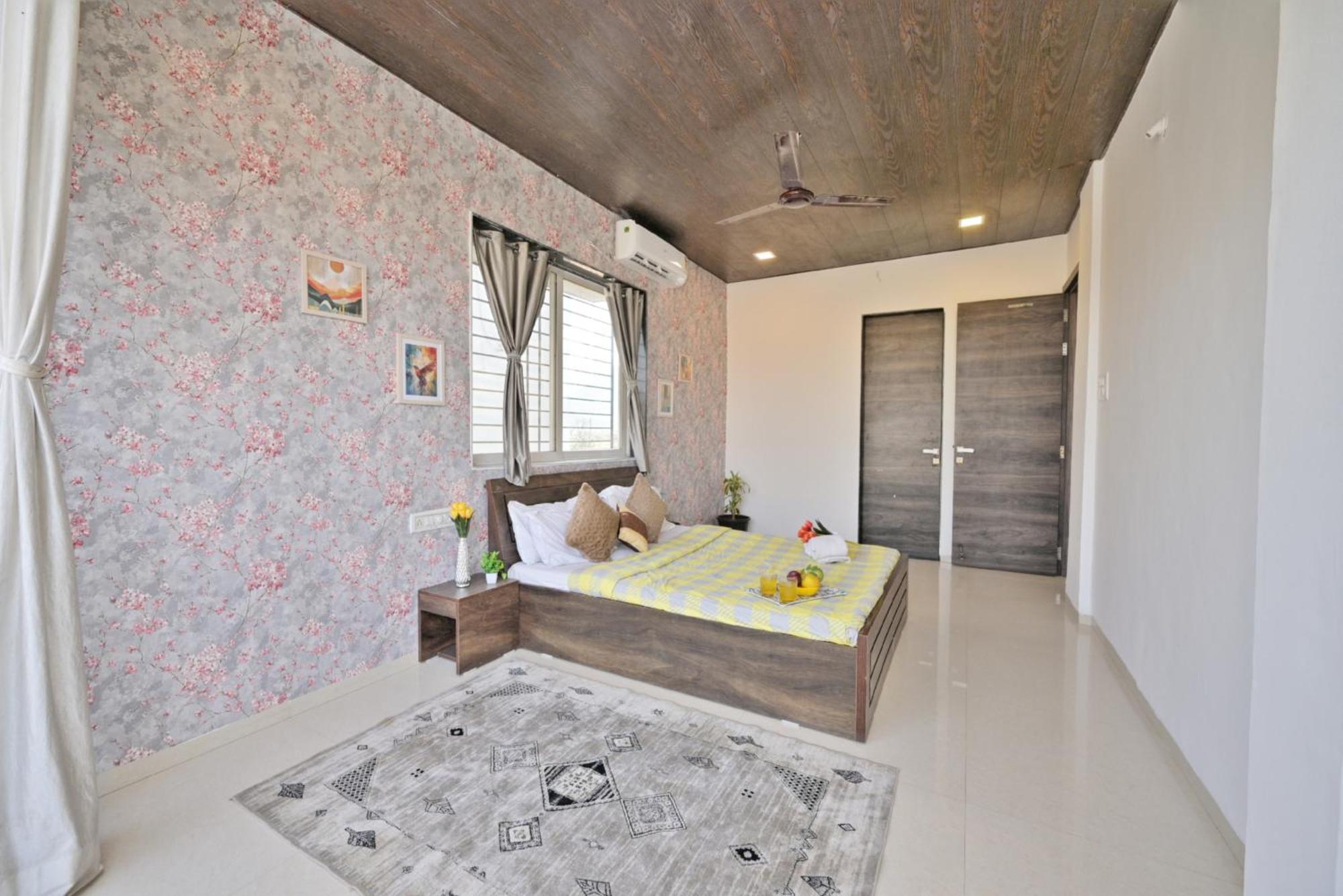 לונבלה Ll Empyrean Stay Ll 4Bhk Ll Ac Ll Pool Ll Mystical Stone Villa Ll מראה חיצוני תמונה