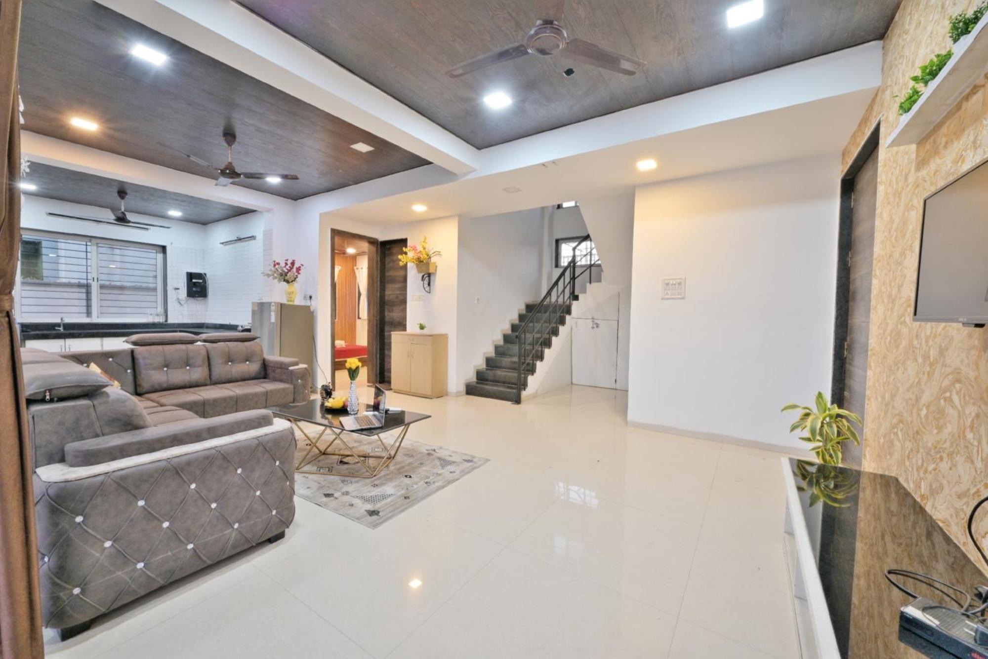 לונבלה Ll Empyrean Stay Ll 4Bhk Ll Ac Ll Pool Ll Mystical Stone Villa Ll מראה חיצוני תמונה