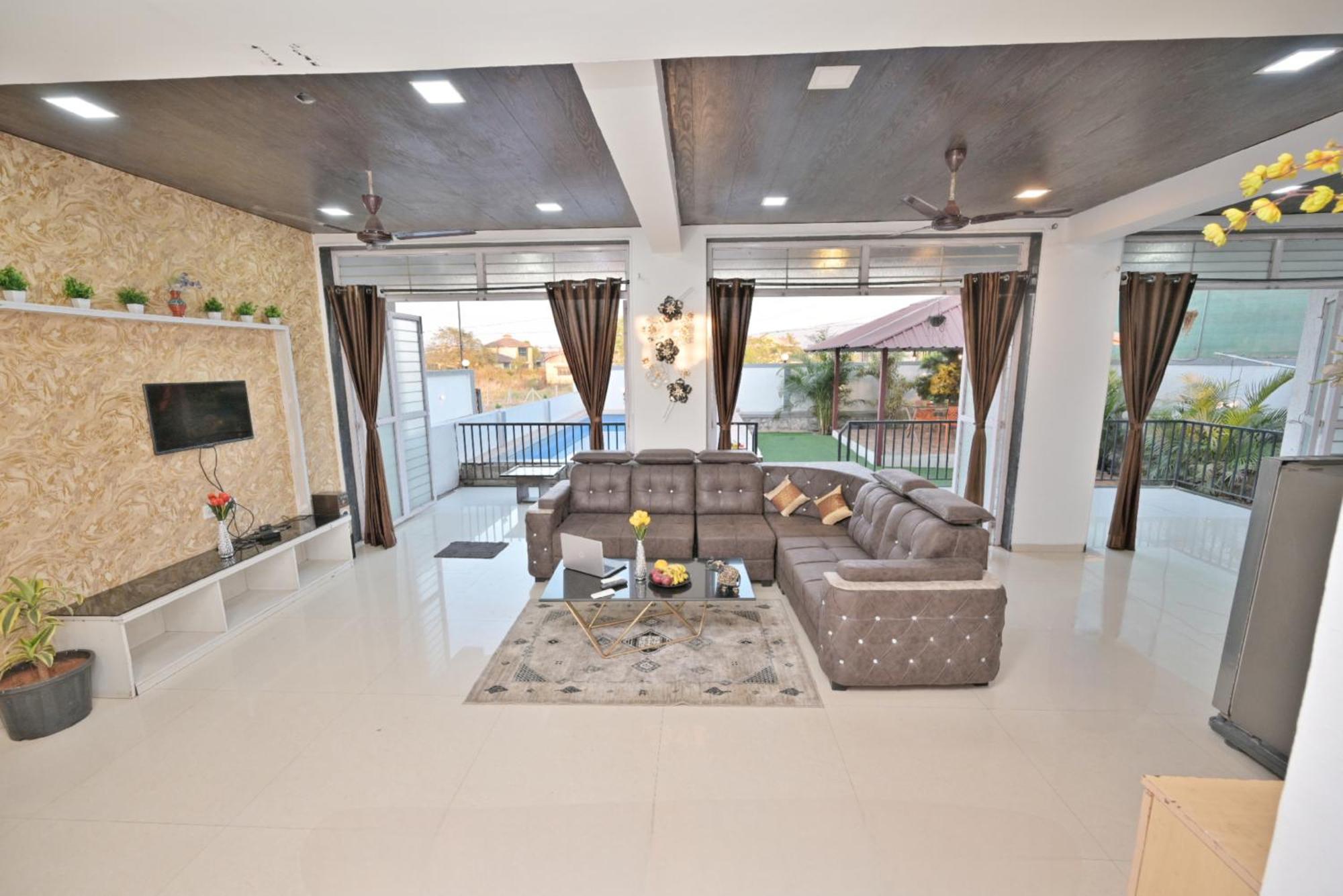 לונבלה Ll Empyrean Stay Ll 4Bhk Ll Ac Ll Pool Ll Mystical Stone Villa Ll מראה חיצוני תמונה